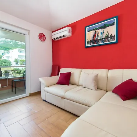 Apartment Deluxe Vucko