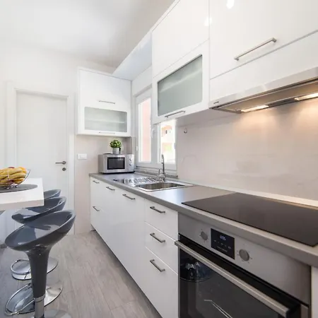 Apartment Deluxe Vucko Makarska