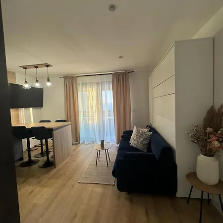 Deluxe Vucko Apartment Makarska