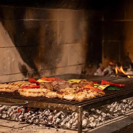 Deluxe Vucko Makarska